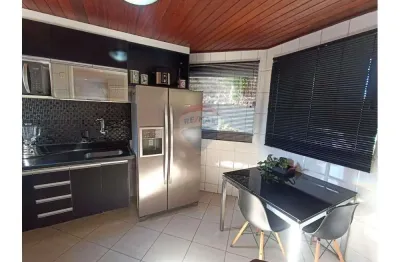 Casa de condomínio para venda em jacarepaguá de 200.00m² com 3 quartos, 2 suites e 3 garagens