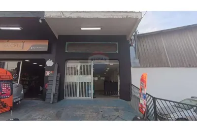 Imóvel comercial para alugar em centro de 50.00m² com 2 garagens