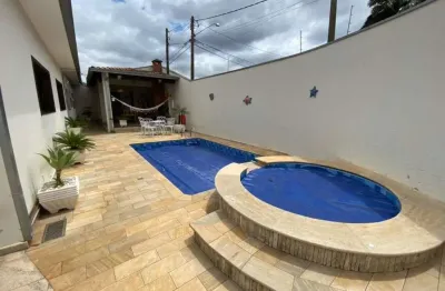 Casa para venda em residencial furlan de 200.00m² com 3 quartos, 1 suite e 3 garagens
