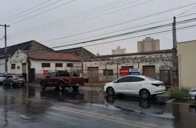 Galpão / depósito / armazém para venda em centro de 552.00m² com 10 garagens