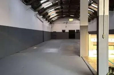 Galpão / depósito / armazém para venda e aluguel em centro de 729.00m²