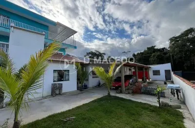 Casa para venda em praia da lagoinha de 606.00m² com 2 quartos, 2 suites e 4 garagens