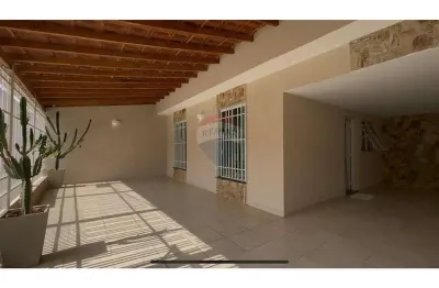 Casa para venda em vila trujillo de 185.00m² com 3 quartos, 1 suite e 4 garagens