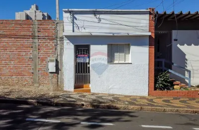 Casa com 3 quartos à venda na Rua Pedro Álvares Cabral, 171, Centro, Araras