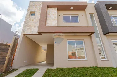 Sobrado para venda em campo de santana de 125.00m² com 3 quartos, 1 suite e 2 garagens