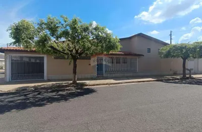 Casa para venda em vila alta de 260.00m² com 3 quartos, 1 suite e 3 garagens