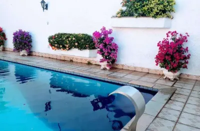 Casa para venda em campo grande de 238.00m² com 3 quartos, 1 suite e 7 garagens