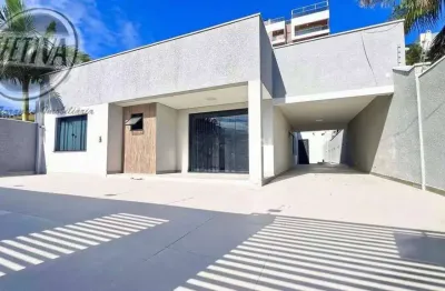 Casa para venda em guaratuba de 283.00m² com 7 quartos, 2 suites e 5 garagens