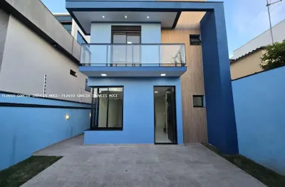 Sobrado para venda em jardim são pedro de 135.00m² com 3 quartos, 1 suite e 3 garagens