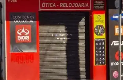 Casa comercial à venda na Avenida Winston Churchill, 2536, Capão Raso, Curitiba