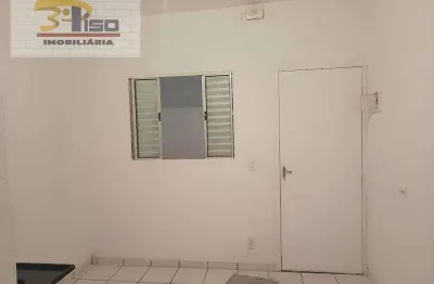 Kitnet / Stúdio para alugar na Rua Treze de Maio, 496, Cantinho do Céu, São Paulo