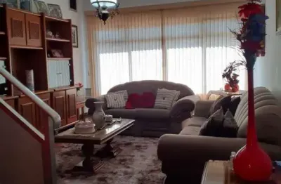 Sobrado para venda em olímpico de 310.01m² com 3 quartos, 1 suite e 2 garagens