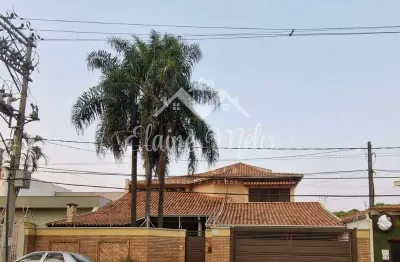 Casa para venda em vila ferroviária de 328.00m² com 5 quartos, 1 suite e 4 garagens