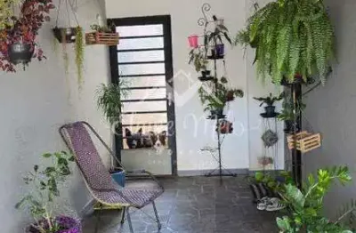 Casa para venda em jardim das estações (vila xavier) de 216.00m² com 4 quartos e 1 suite