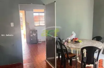 Casa para venda em centro de 119.00m² com 3 quartos e 1 garagem