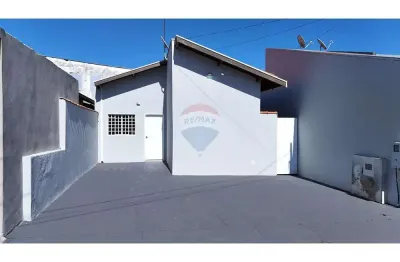 Casa para venda em parque residencial itamaraty de 54.40m² com 2 quartos e 2 garagens