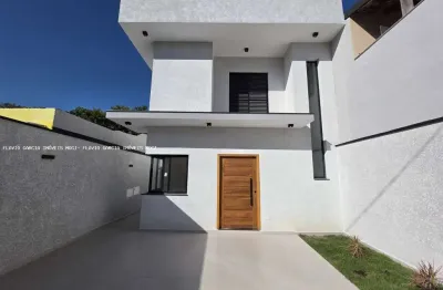 Sobrado para venda em mogi moderno de 125.00m² com 3 quartos, 1 suite e 3 garagens