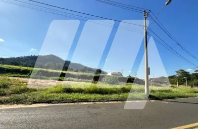 Terreno à venda no Centro, São Pedro 