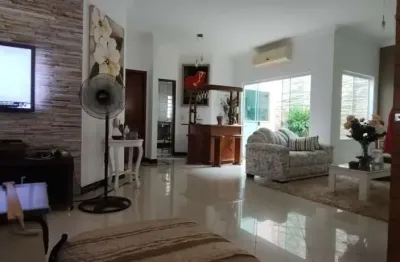 Casa para venda em ipanema de 209.00m² com 3 quartos, 2 suites e 2 garagens