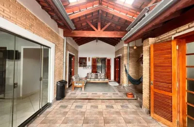 Casa para venda em jardim shangri-lá de 139.00m² com 3 quartos, 2 suites e 3 garagens