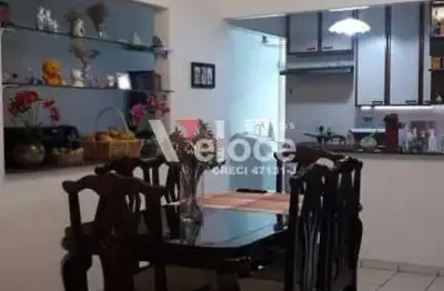 Casa para venda em parque industrial de 300.00m² com 5 quartos, 1 suite e 2 garagens