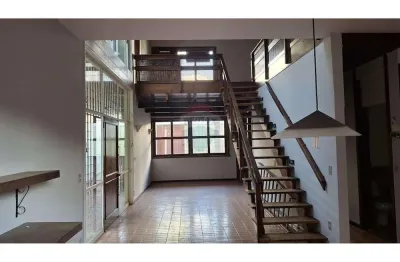 Prédio comercial para alugar em gutierrez de 350.00m² com 4 garagens