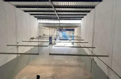 Galpão / depósito / armazém para alugar em centro de 300.00m²