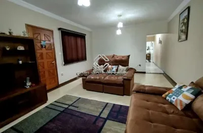 Sobrado para venda em sítio da figueira de 190.00m² com 4 quartos, 1 suite e 2 garagens