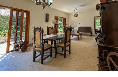 Chácara para venda em medeiros de 153.00m² com 4 quartos, 2 suites e 5 garagens