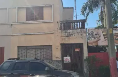 Sobrado para alugar em centro de 122.00m² com 2 quartos e 1 garagem