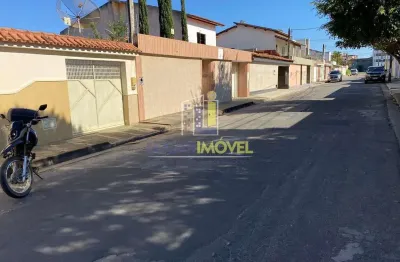 Casa para venda em candeias de 90.00m² com 3 quartos e 5 garagens