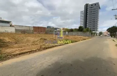 Terreno à venda na Rua Juca Barros, 21, Candeias, Vitória da Conquista