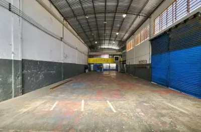 Galpão / depósito / armazém para venda em independência de 747.00m² com 20 garagens