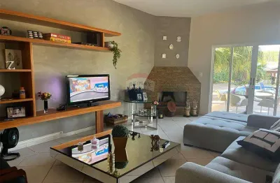 Casa de condomínio para alugar em pinhal de 280.00m² com 4 quartos, 4 suites e 4 garagens