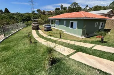 Chácara para venda em centro de 180.00m² com 3 quartos, 1 suite e 10 garagens
