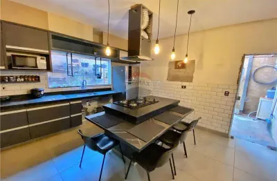 Casa para venda em residencial parque dos servidores de 166.00m² com 4 quartos e 2 suites