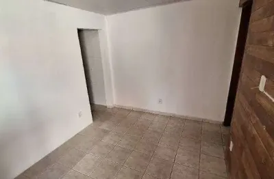 Casa para alugar em parque maria helena de 40.00m² com 1 quarto