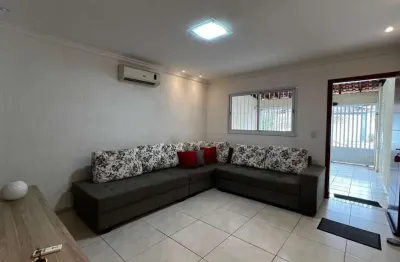 Sobrado para venda em canto do forte de 120.00m² com 2 quartos, 1 suite e 2 garagens