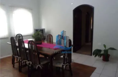 Casa para venda em cerâmica de 240.00m² com 2 quartos e 3 garagens