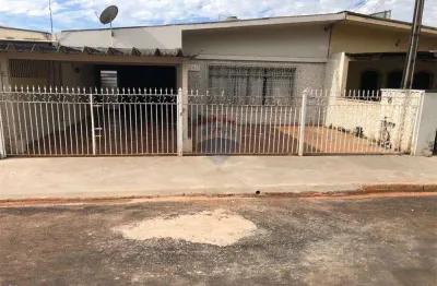 Casa para venda em brieds de 124.00m² com 3 quartos, 1 suite e 3 garagens