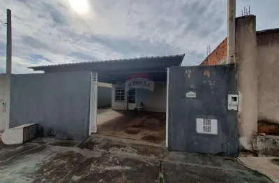 Casa para alugar em residencial santana de 57.00m² com 2 quartos e 2 garagens