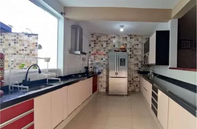Casa para venda em vila santa eliza de 236.00m² com 5 quartos, 3 suites e 3 garagens