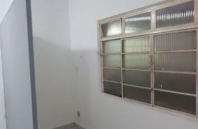 Sala comercial para alugar em são miguel paulista de 30.00m²