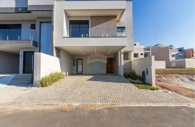 Sobrado para venda em costeira de 220.00m² com 4 quartos, 3 suites e 2 garagens