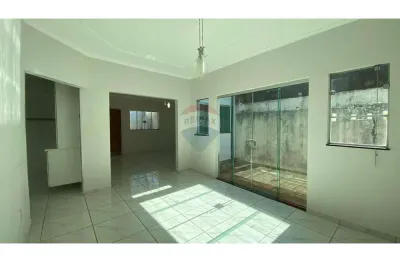 Casa para venda em jardim monte mor de 93.00m² com 2 quartos e 3 garagens