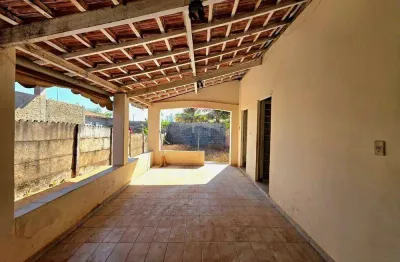 Casa com 3 quartos à venda na Rua Valentim Gerbi, 128, Vila Nova Estiva, Estiva Gerbi