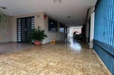 Casa para venda em centro de 203.00m² com 3 quartos, 1 suite e 2 garagens