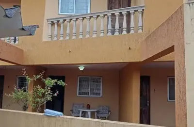 Sobrado para venda em matinhos de 78.00m² com 3 quartos, 1 suite e 1 garagem