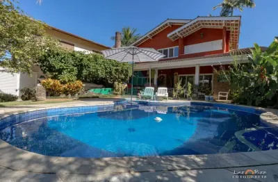 Casa para venda em condomínio pedra verde de 282.00m² com 4 quartos, 4 suites e 3 garagens