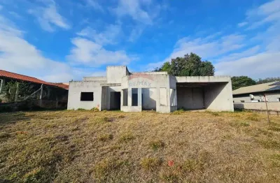 Casa para venda em residencial parque laguna i de 180.00m² com 3 quartos, 3 suites e 2 garagens